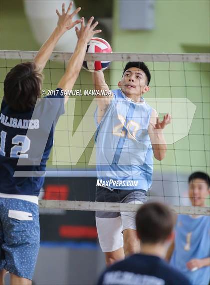 Thumbnail 2 in Palisades vs El camino Real (CIF LACS Final) photogallery.