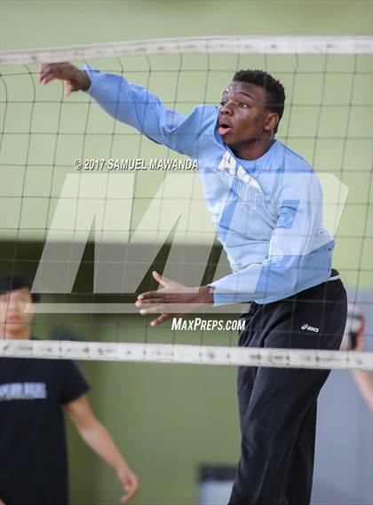 Thumbnail 2 in Palisades vs El camino Real (CIF LACS Final) photogallery.