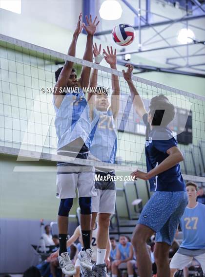 Thumbnail 3 in Palisades vs El camino Real (CIF LACS Final) photogallery.