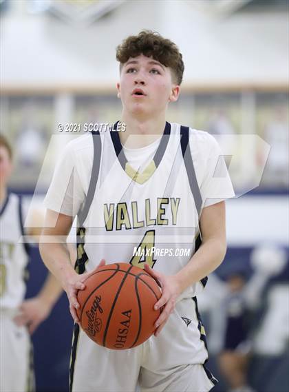 Thumbnail 3 in Amanda-Clearcreek @ Teays Valley photogallery.