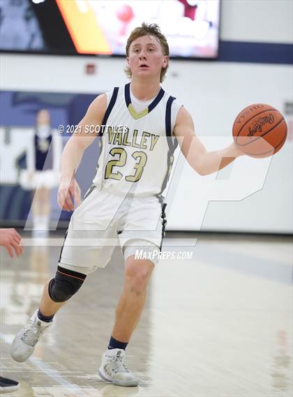 Thumbnail 3 in Amanda-Clearcreek @ Teays Valley photogallery.