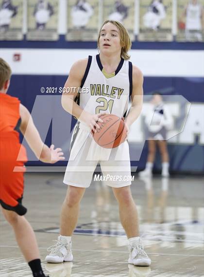 Thumbnail 1 in Amanda-Clearcreek @ Teays Valley photogallery.