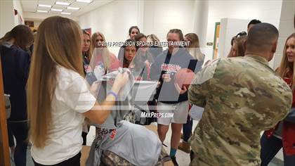 Thumbnail 3 in Wall TOC Ceremony photogallery.
