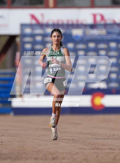 Thumbnail 2 in CHSAA 2A Cross Country Final photogallery.