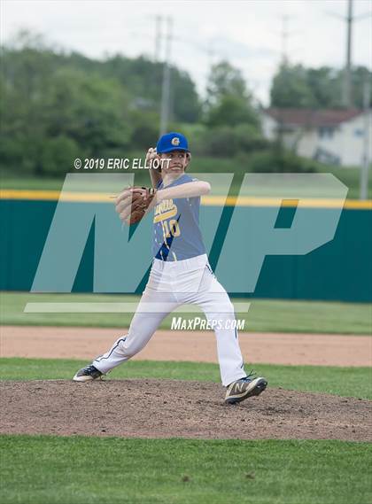 Thumbnail 2 in Franklin vs Greenville (PIAA D10 3A Qtr Final) photogallery.