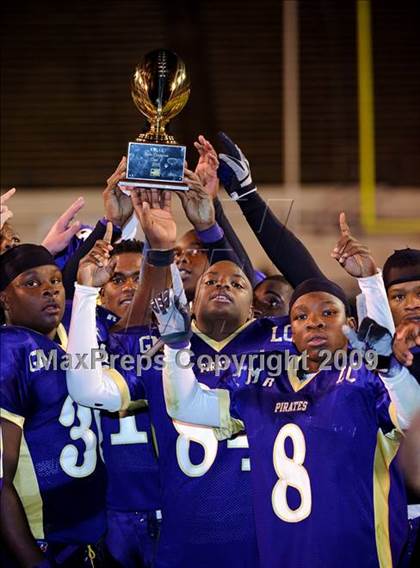 Thumbnail 3 in Durant vs. Mount Olive (MHSAA Class 1A Final) photogallery.