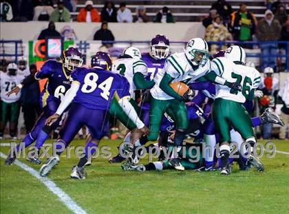 Thumbnail 1 in Durant vs. Mount Olive (MHSAA Class 1A Final) photogallery.