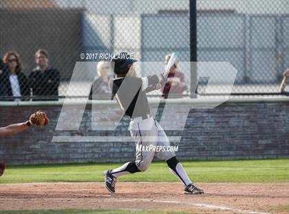 Thumbnail 3 in El Dorado @ Esperanza photogallery.