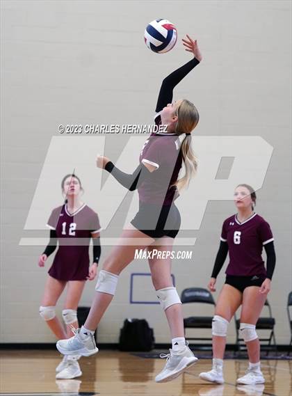 Thumbnail 2 in FR: Magnolia @ College Station (B Teams) photogallery.