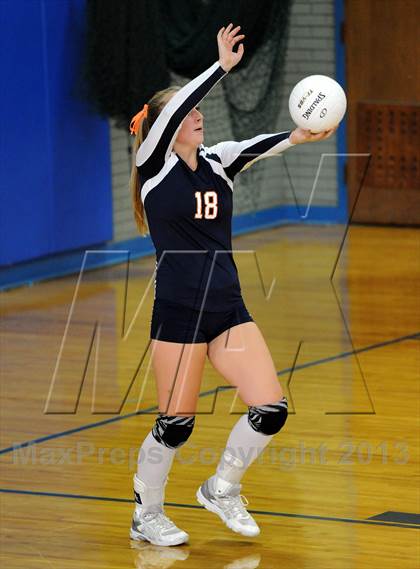 Thumbnail 3 in Lyman Hall @ West Haven photogallery.