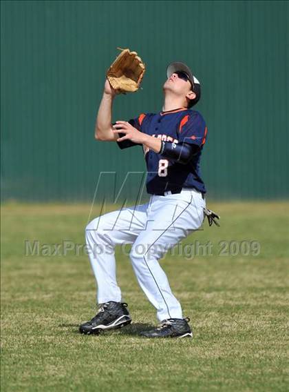 Thumbnail 2 in Naaman Forest vs McKinney North (Carrollton Diamond Classic) photogallery.