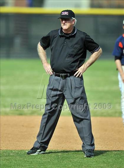 Thumbnail 2 in Naaman Forest vs McKinney North (Carrollton Diamond Classic) photogallery.