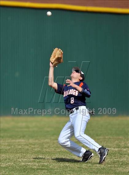 Thumbnail 3 in Naaman Forest vs McKinney North (Carrollton Diamond Classic) photogallery.