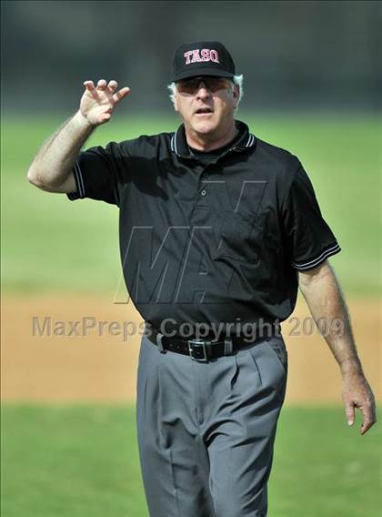 Thumbnail 3 in Naaman Forest vs McKinney North (Carrollton Diamond Classic) photogallery.