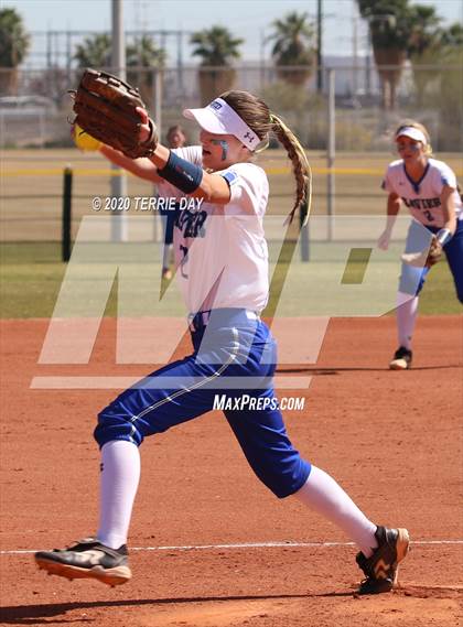 Thumbnail 3 in Xavier College Prep vs. Sunrise Mountain photogallery.