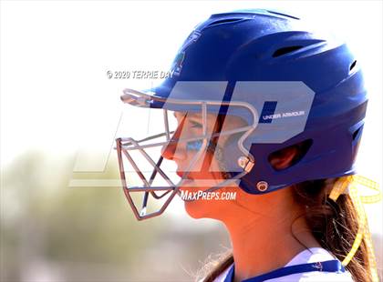 Thumbnail 3 in Xavier College Prep vs. Sunrise Mountain photogallery.