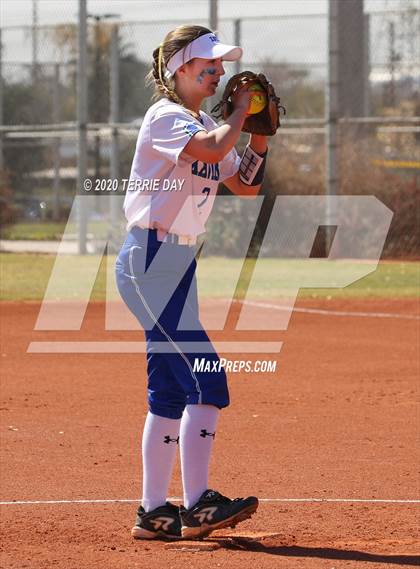 Thumbnail 2 in Xavier College Prep vs. Sunrise Mountain photogallery.