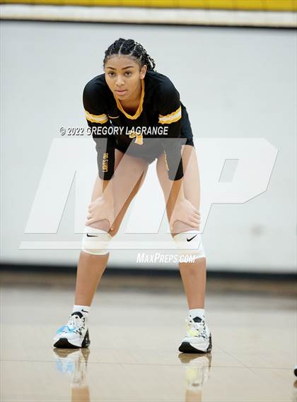 Thumbnail 1 in Timber Creek vs Fossil Ridge photogallery.
