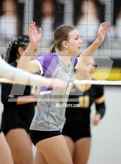 Thumbnail 1 in Timber Creek vs Fossil Ridge photogallery.