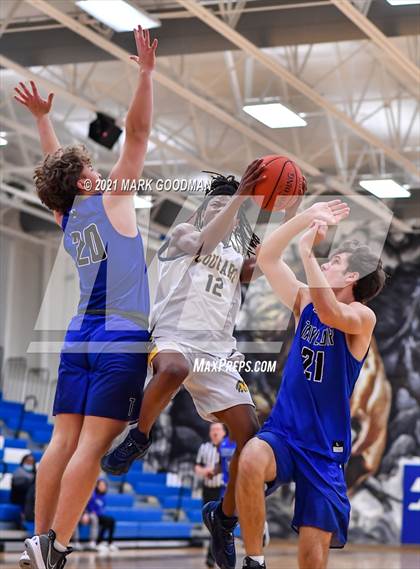 Thumbnail 1 in Nimitz vs Katy Taylor photogallery.