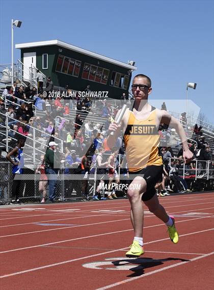 Thumbnail 3 in Rush-Henrietta Relays photogallery.