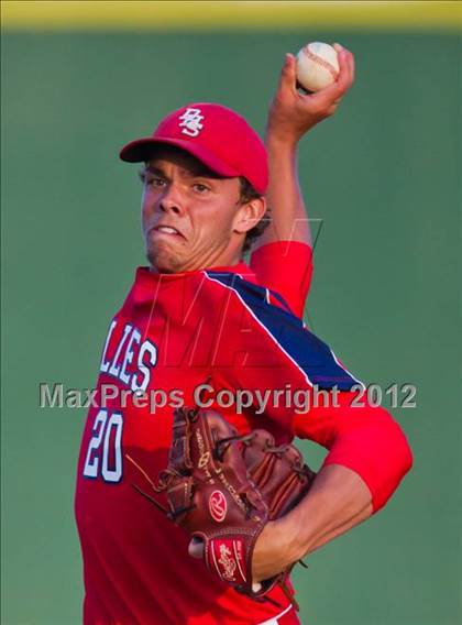 Thumbnail 3 in Pasadena Memorial vs Fort Bend Dulles (UIL 5A Region 3 Area Playoff) photogallery.
