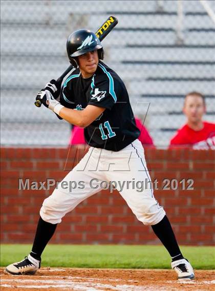 Thumbnail 3 in Pasadena Memorial vs Fort Bend Dulles (UIL 5A Region 3 Area Playoff) photogallery.