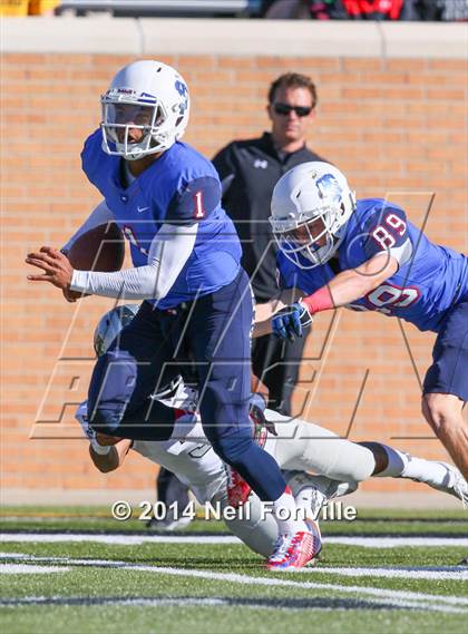 Thumbnail 3 in Martin vs. Allen (UIL 6A Regional Playoff) photogallery.