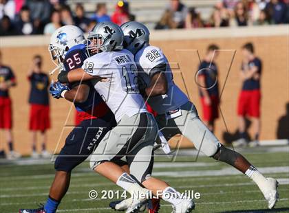 Thumbnail 3 in Martin vs. Allen (UIL 6A Regional Playoff) photogallery.
