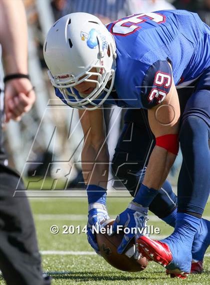 Thumbnail 3 in Martin vs. Allen (UIL 6A Regional Playoff) photogallery.