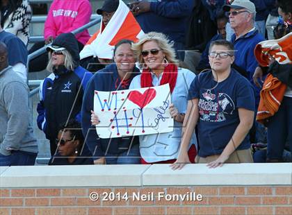 Thumbnail 3 in Martin vs. Allen (UIL 6A Regional Playoff) photogallery.