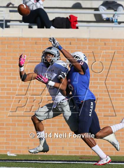 Thumbnail 3 in Martin vs. Allen (UIL 6A Regional Playoff) photogallery.