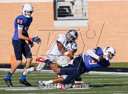 Thumbnail 1 in Martin vs. Allen (UIL 6A Regional Playoff) photogallery.