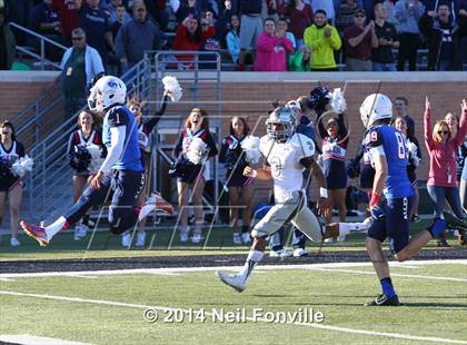 Thumbnail 2 in Martin vs. Allen (UIL 6A Regional Playoff) photogallery.