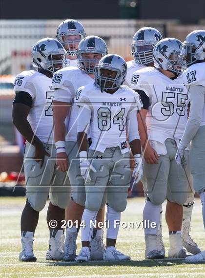 Thumbnail 2 in Martin vs. Allen (UIL 6A Regional Playoff) photogallery.