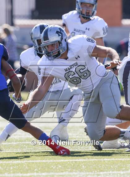 Thumbnail 1 in Martin vs. Allen (UIL 6A Regional Playoff) photogallery.