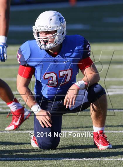 Thumbnail 3 in Martin vs. Allen (UIL 6A Regional Playoff) photogallery.
