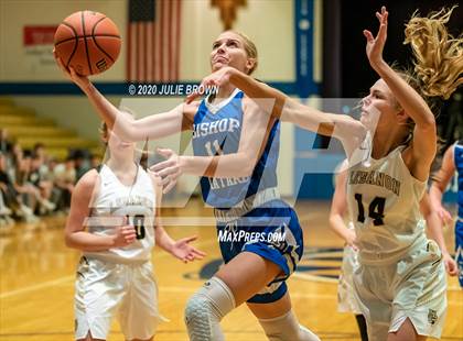 Thumbnail 3 in Lebanon vs Indianapolis Bishop Chatard (IHSAA 3A Sectional Playoff) photogallery.