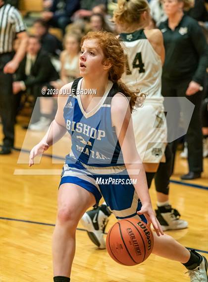 Thumbnail 2 in Lebanon vs Indianapolis Bishop Chatard (IHSAA 3A Sectional Playoff) photogallery.