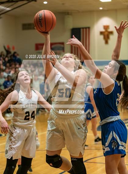 Thumbnail 1 in Lebanon vs Indianapolis Bishop Chatard (IHSAA 3A Sectional Playoff) photogallery.
