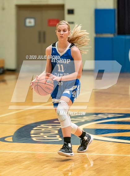Thumbnail 2 in Lebanon vs Indianapolis Bishop Chatard (IHSAA 3A Sectional Playoff) photogallery.