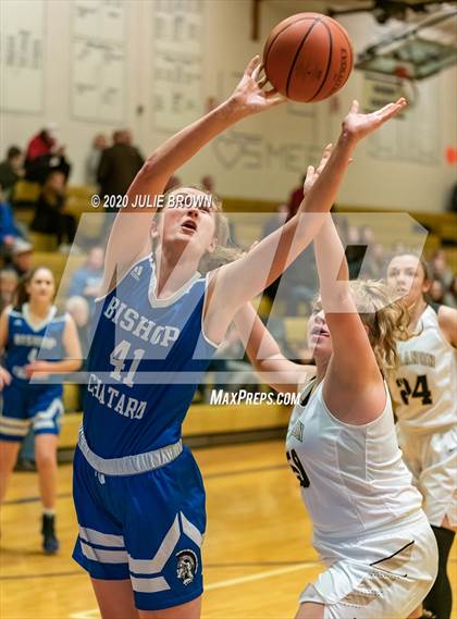 Thumbnail 2 in Lebanon vs Indianapolis Bishop Chatard (IHSAA 3A Sectional Playoff) photogallery.