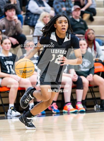 Thumbnail 2 in Ledford @ North Davidson photogallery.