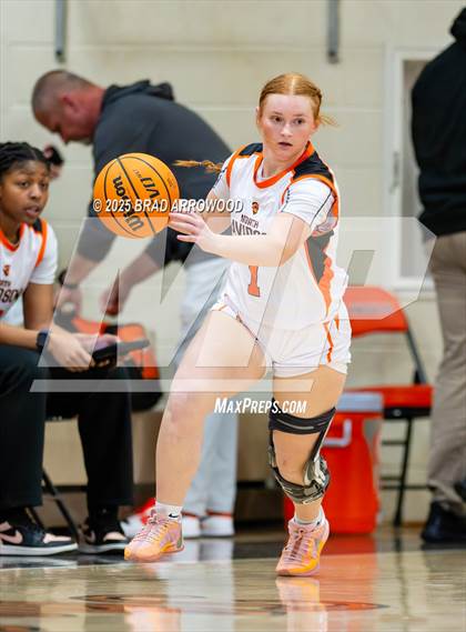 Thumbnail 2 in Ledford @ North Davidson photogallery.
