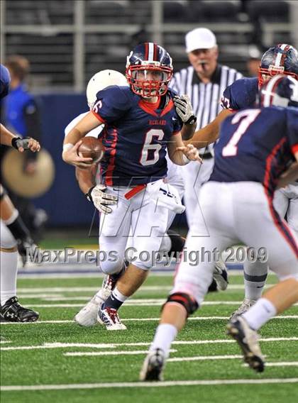 Thumbnail 2 in Richland vs. Bowie (Texas 5A D2 Region 1 Bi-District Playoffs) photogallery.