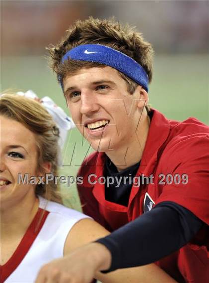 Thumbnail 1 in Richland vs. Bowie (Texas 5A D2 Region 1 Bi-District Playoffs) photogallery.