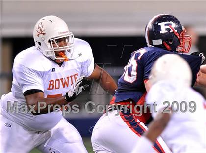 Thumbnail 1 in Richland vs. Bowie (Texas 5A D2 Region 1 Bi-District Playoffs) photogallery.