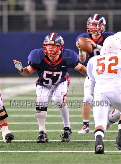 Thumbnail 1 in Richland vs. Bowie (Texas 5A D2 Region 1 Bi-District Playoffs) photogallery.