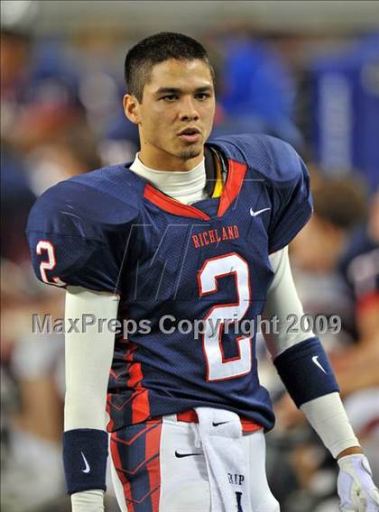 Thumbnail 3 in Richland vs. Bowie (Texas 5A D2 Region 1 Bi-District Playoffs) photogallery.