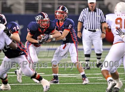 Thumbnail 1 in Richland vs. Bowie (Texas 5A D2 Region 1 Bi-District Playoffs) photogallery.